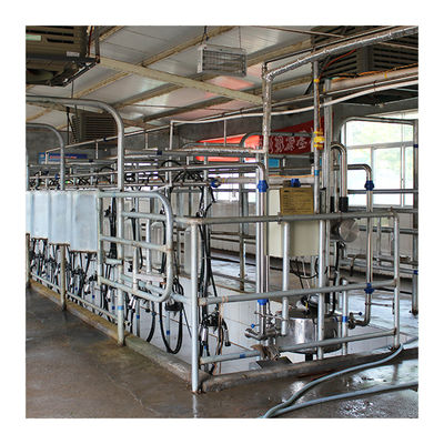 De Melkende Woonkamer van de Melkveehouderij4kw Visgraat met het Glas van de Voedselrang